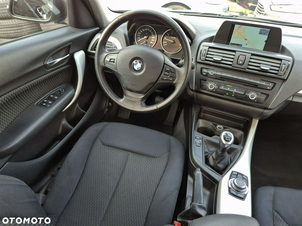 BMW Seria 1 116i Sport Line - 23