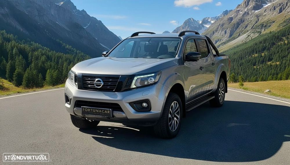 Nissan Navara 2.3 dCi CD 4WD N-Guard Auto - 38