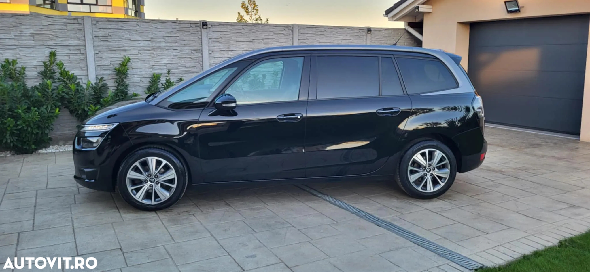 Citroën C4 Grand Picasso - 19