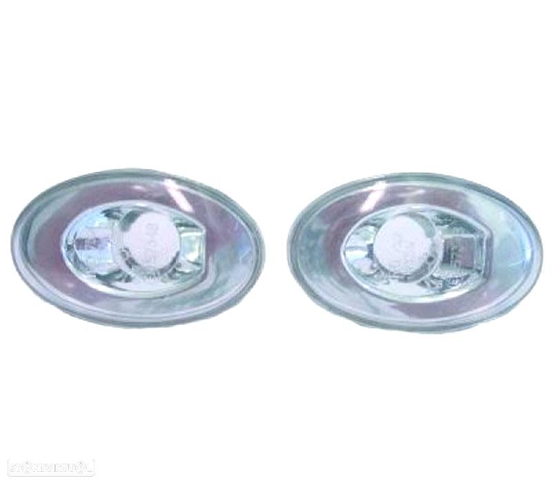 PISCAS LATERAIS CLASE A W168 97-04 FUNDO CROMADO - 1