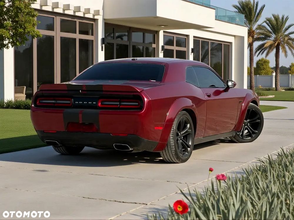 Dodge Challenger 5.7 R/T - 5