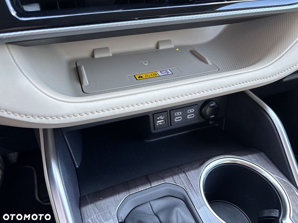 Toyota Highlander - 21