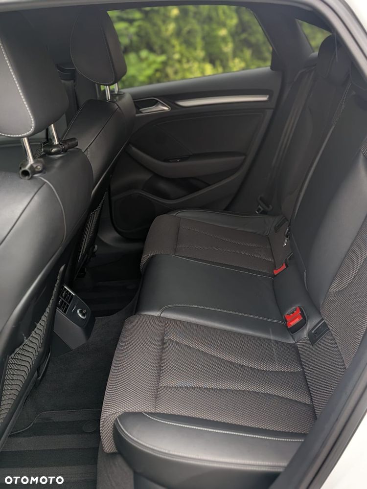 Audi A3 Limousine 2.0 TDI S tronic S line Sportpaket - 12