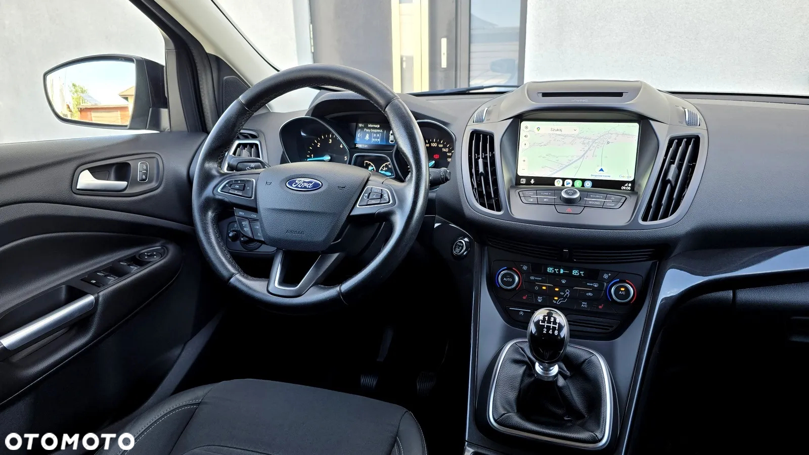 Ford Kuga 2.0 TDCi FWD Titanium - 23