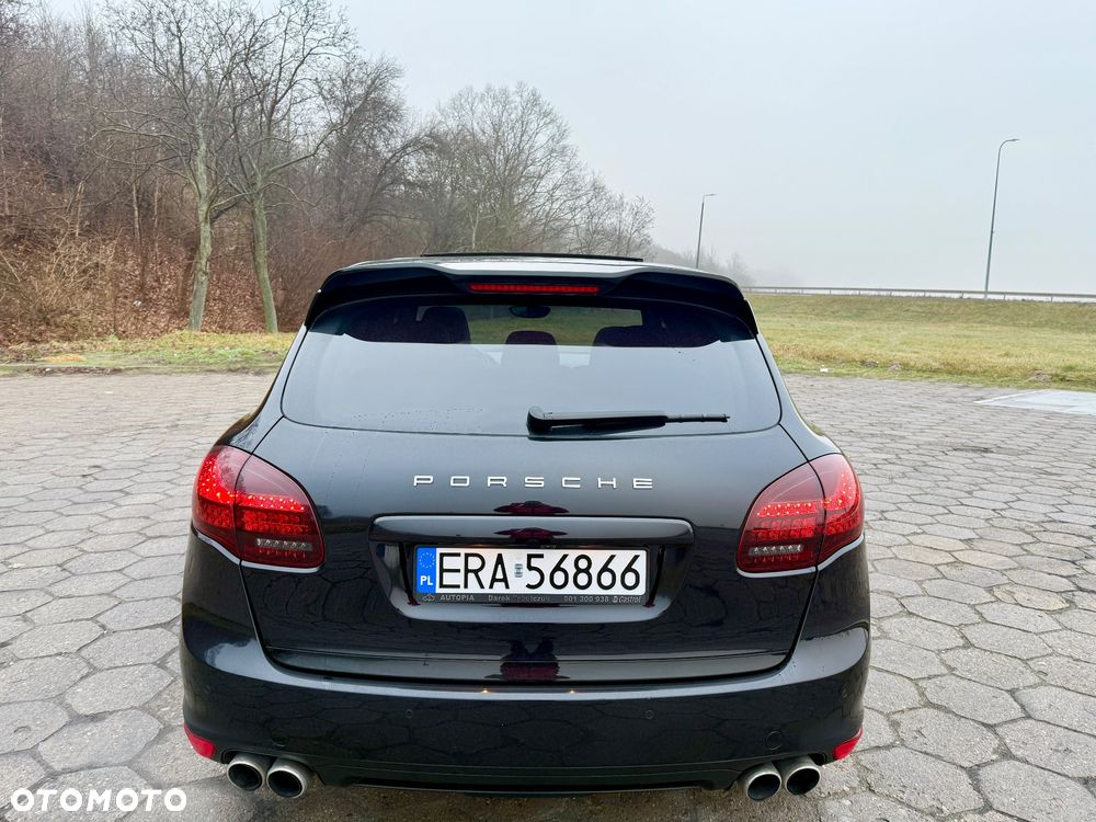 Porsche Cayenne Turbo Tiptronic S - 31