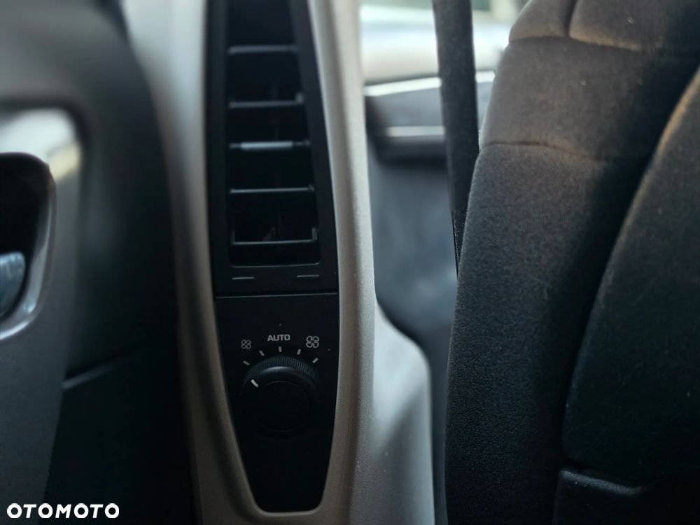 Citroën C4 Grand Picasso - 28