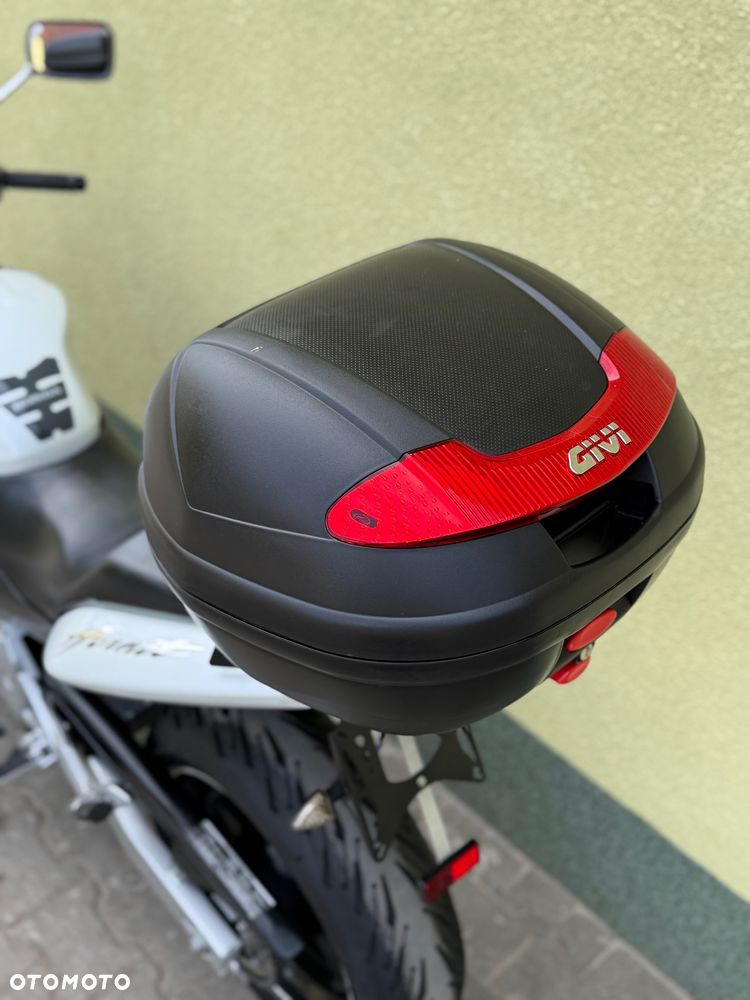 Honda Hornet - 20