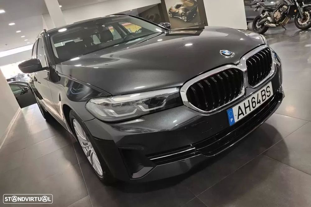 BMW 520 e Line Luxury - 9