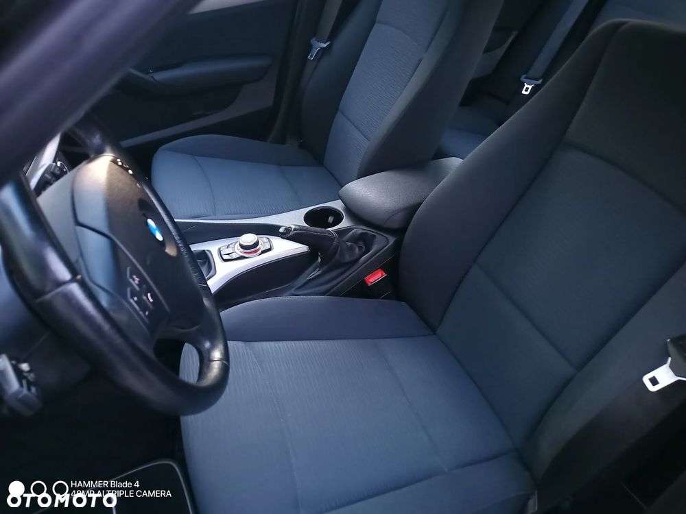 BMW X1 sDrive18i Sport Line - 27