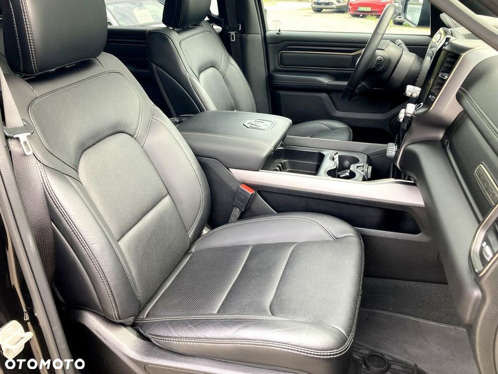 RAM 1500 Crew Cab Sport - 14