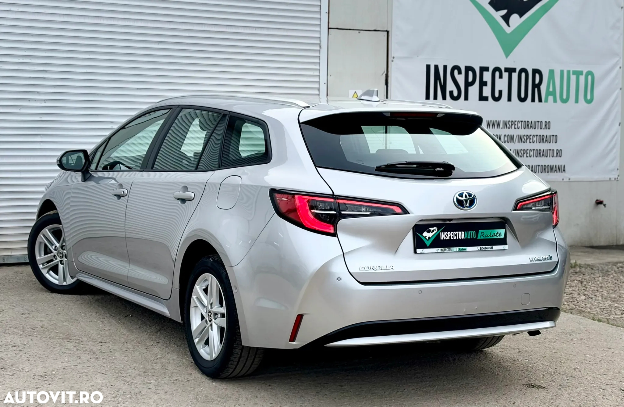 Toyota Corolla 1.8 HSD Dynamic - 10