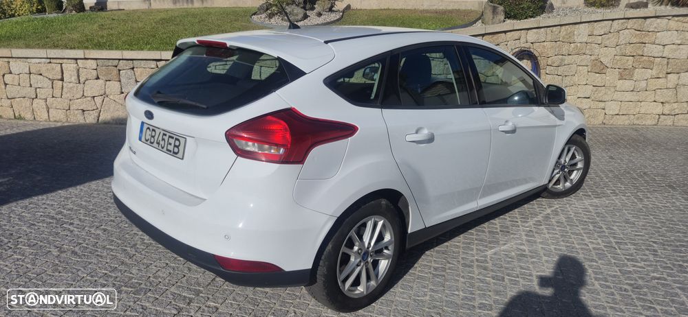Ford Focus - 4