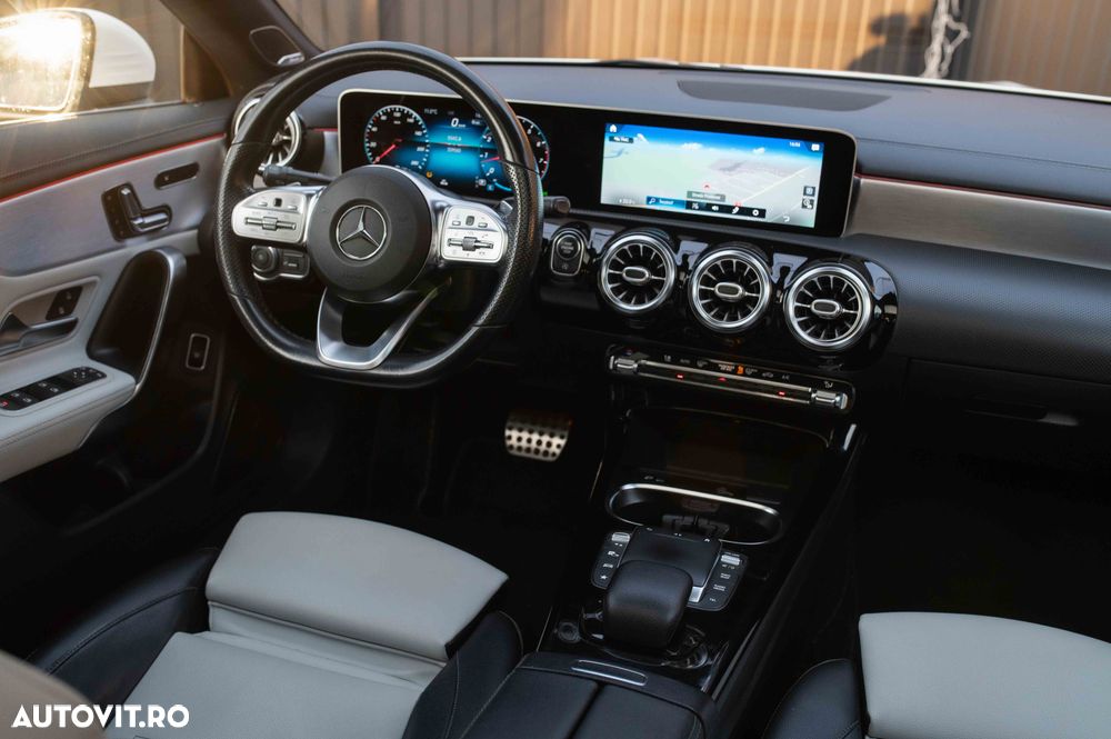 Mercedes-Benz CLA 220 4Matic 7G-DCT AMG Line - 8