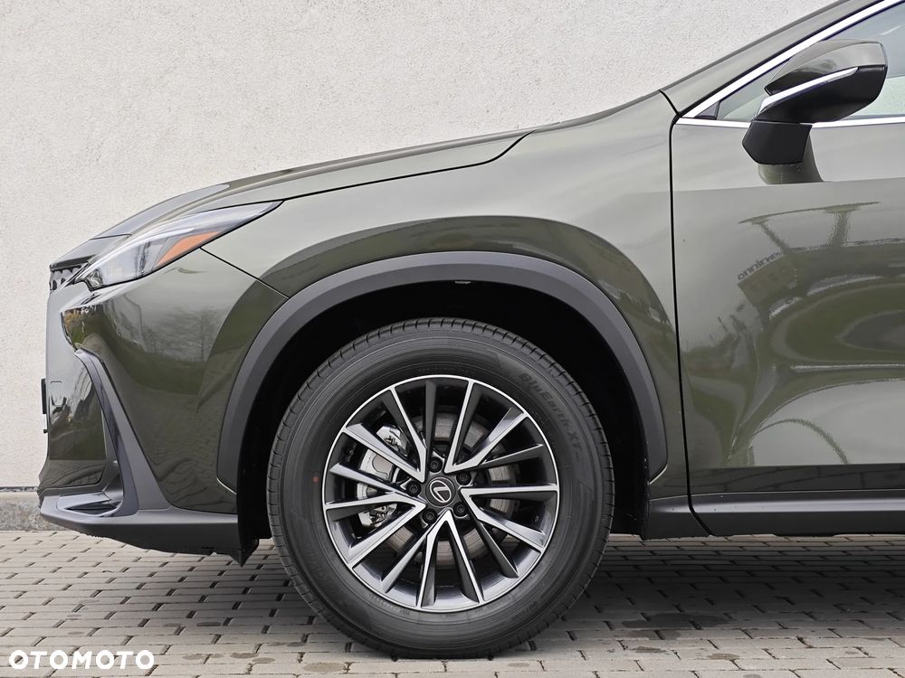 Lexus NX 350h Prestige AWD - 27