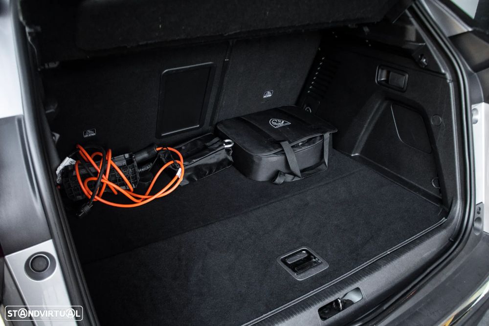 Peugeot 3008 225 e-EAT8 Allure Pack - 28