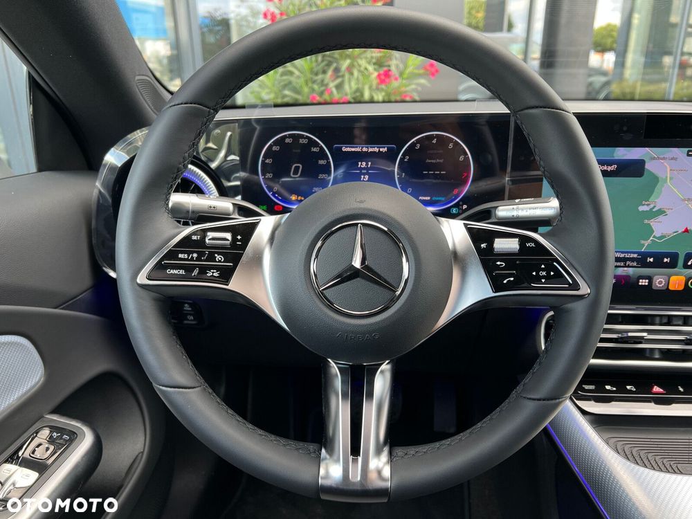 Mercedes-Benz CLA - 13
