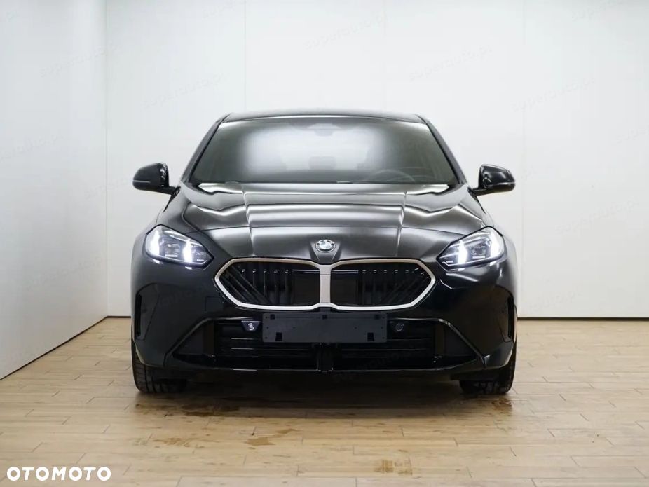 BMW Seria 1 120 mHEV - 7
