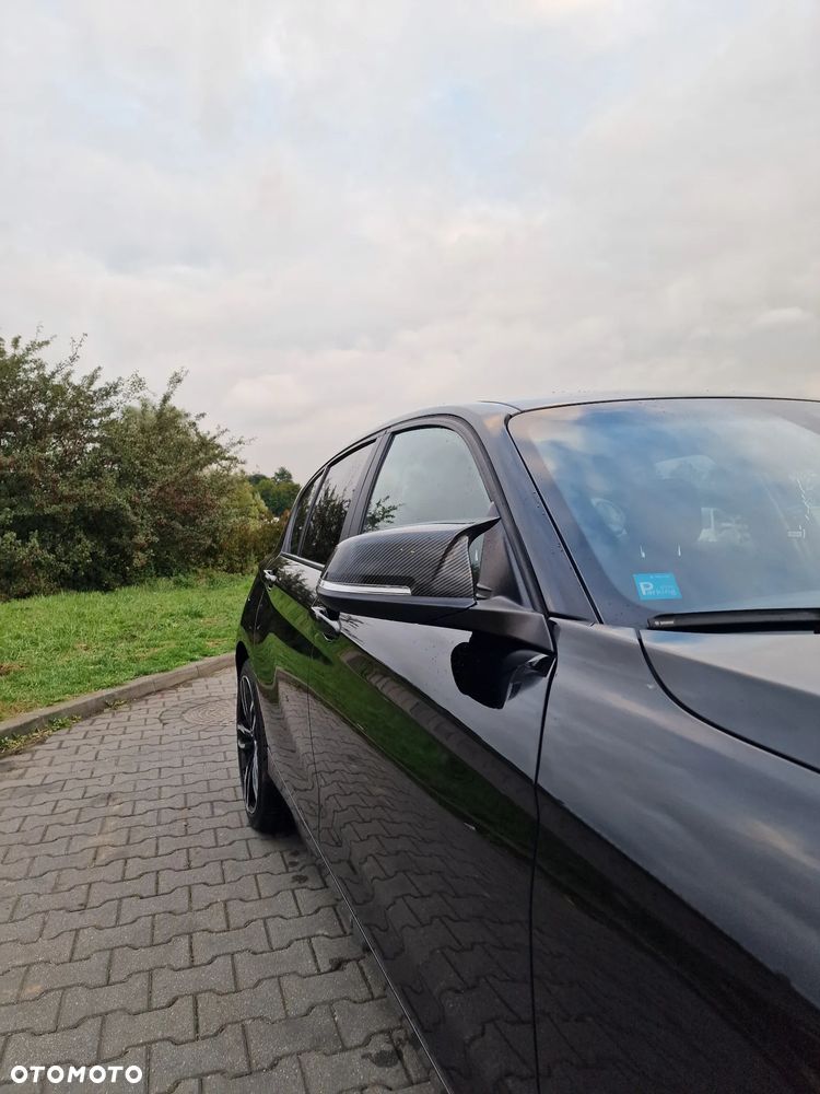 BMW Seria 1 118i - 13