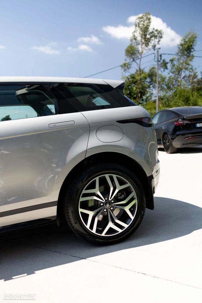Land Rover Range Rover Evoque P300e R-Dynamic HSE - 24
