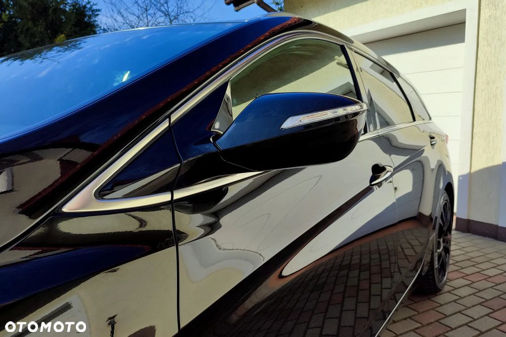 Hyundai i40 i40cw 1.6 Fifa World Cup Edition - 40