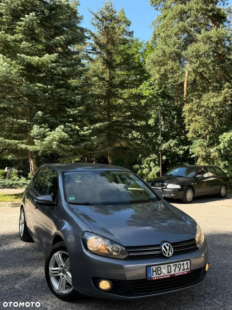 Volkswagen Golf - 2