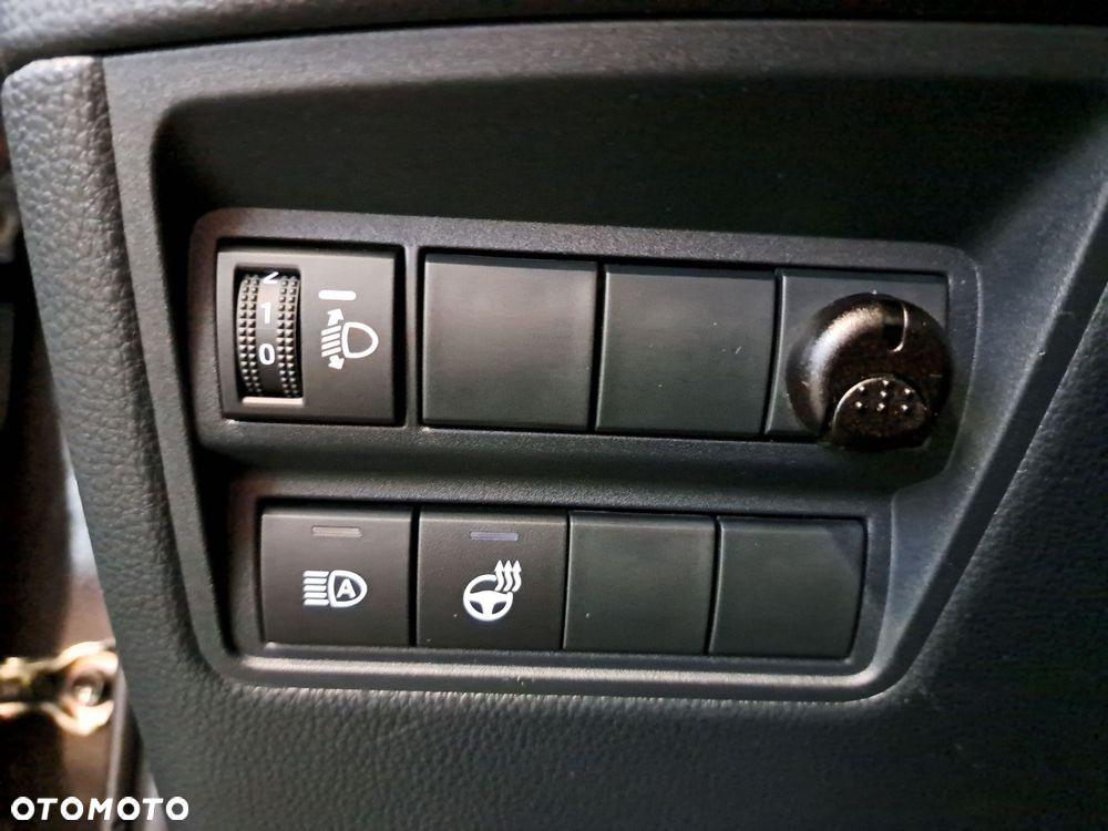 Toyota Yaris Hybrid 1.5 Style - 34
