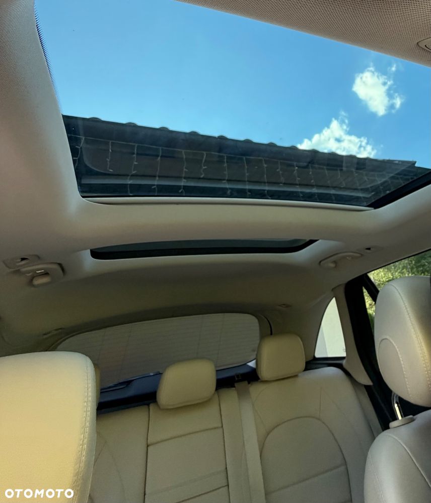 Mercedes-Benz GLC - 7