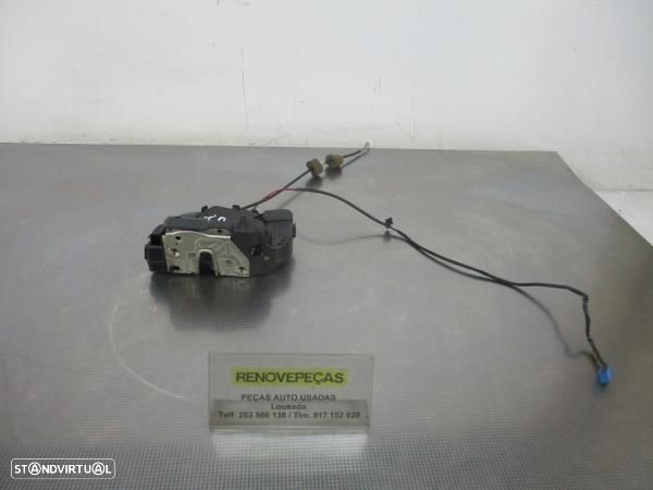 Fecho Porta Tras Dto Mercedes-Benz C-Class (W203) - 1