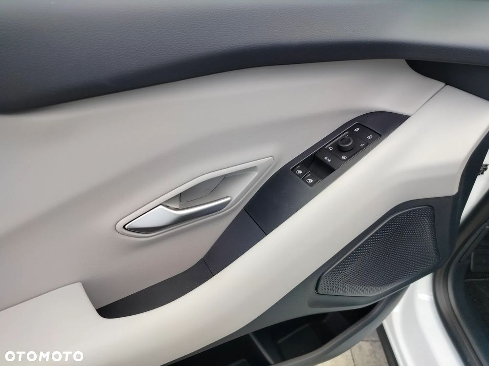 Ford Explorer 78kWh AWD - 11