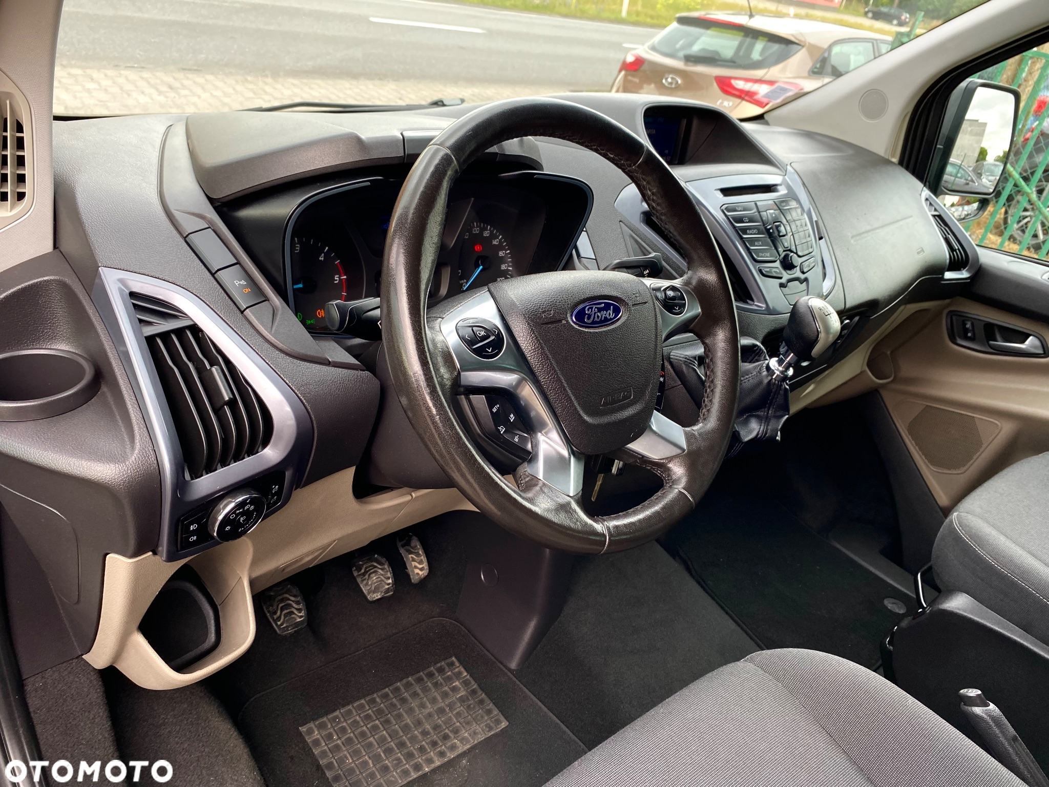 Ford Transit Custom - 14