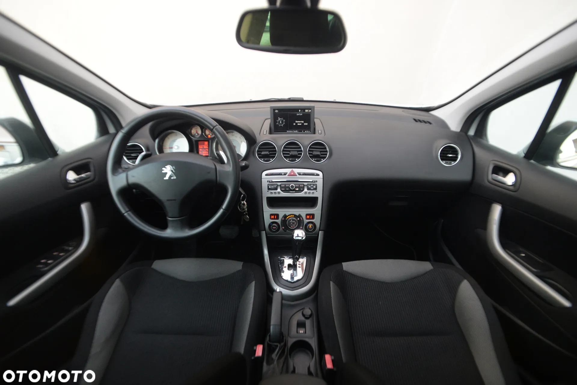 Peugeot 308 SW BlueHDi 120 EAT6 Stop & Start Active Business-Paket - 27