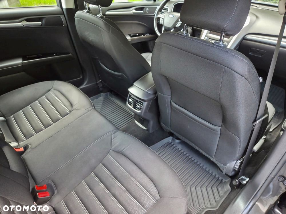 Ford Mondeo 2.0 TDCi Titanium - 11