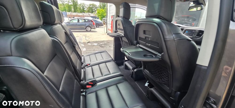 Peugeot Traveller 2.0 BlueHDi Standard Business Vip - 31