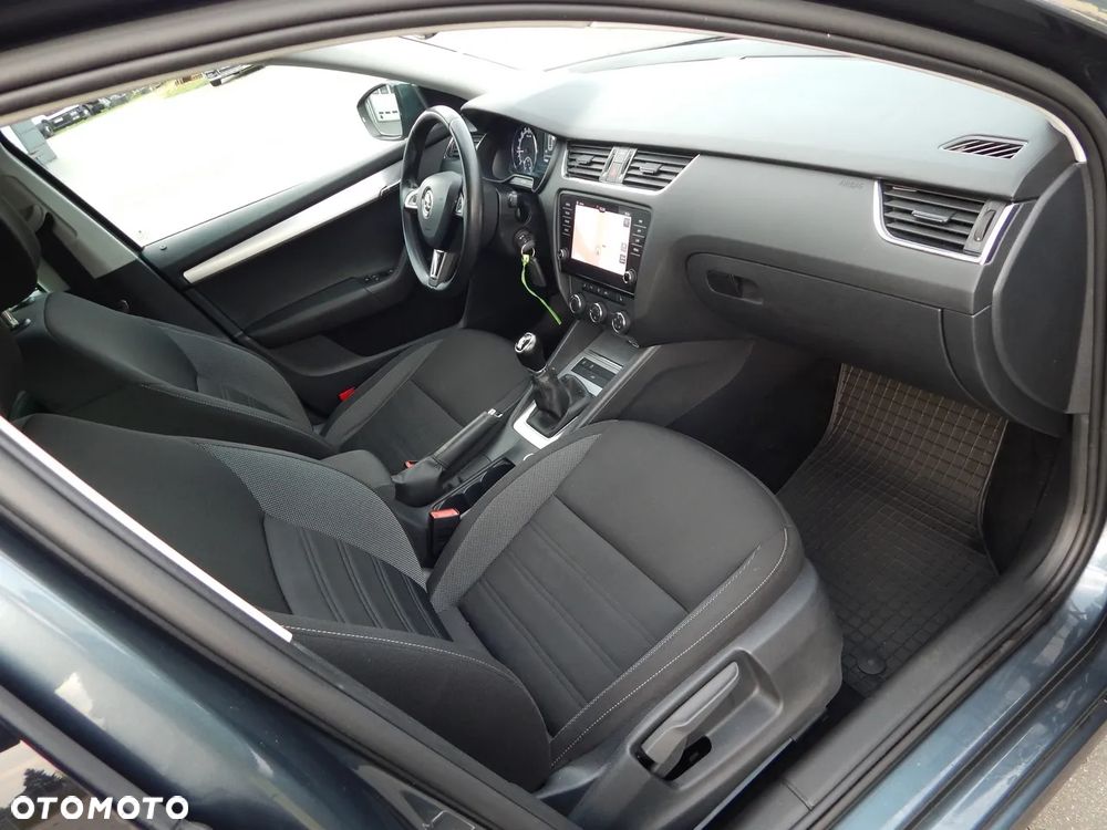 Skoda Octavia 2.0 TDI (Green tec) 4x4 Ambition - 10