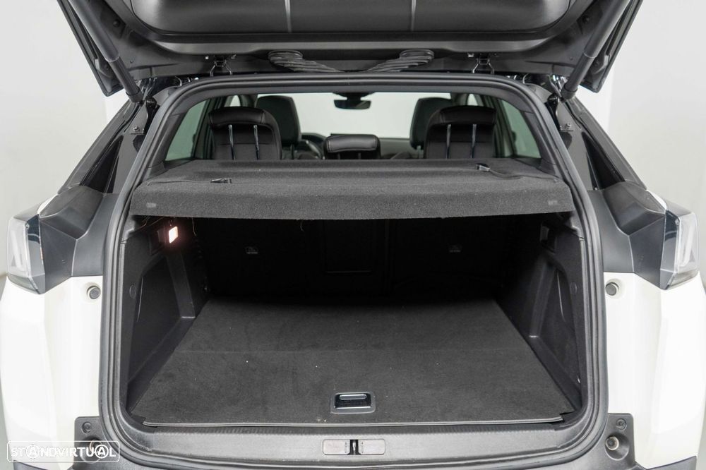 Peugeot 3008 1.6 Hybrid GT Pack e-EAT8 - 11