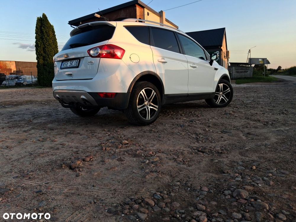 Ford Kuga 2.0 TDCi 4x4 Titanium - 4