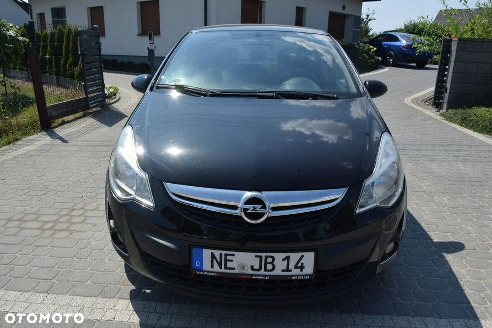 Opel Corsa 1.4 16V 150 Jahre - 6