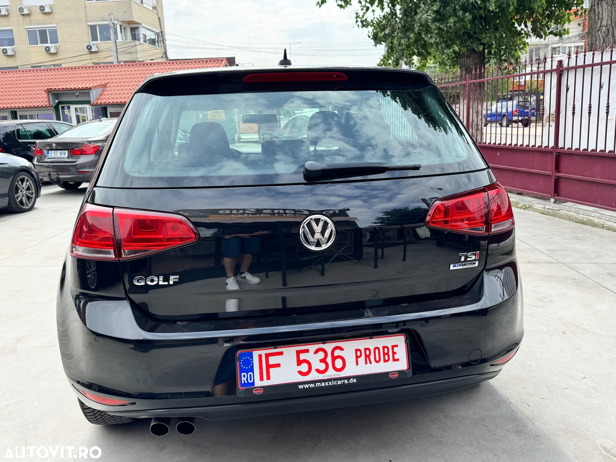 Volkswagen Golf 1.4 TSI BMT Comfortline - 14