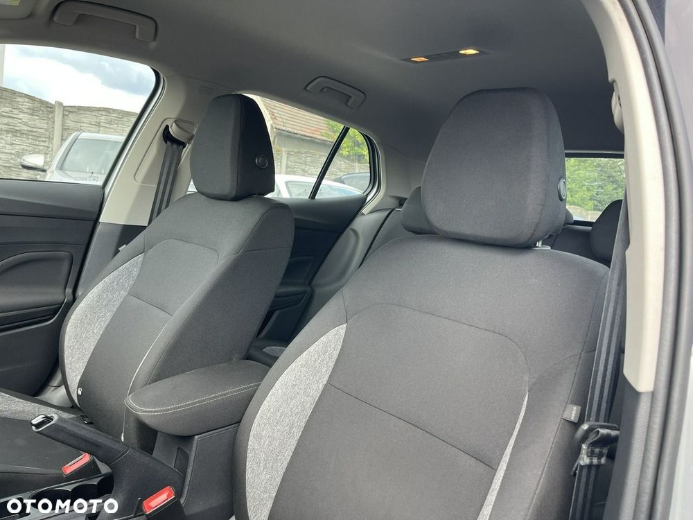 Skoda Fabia 1.0 Active - 11