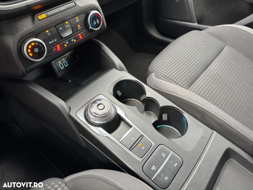 Ford Focus 2.0 EcoBlue Titanium Business - 17