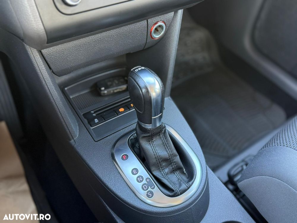 Volkswagen Touran 1.6 TDI DSG Comfortline - 17