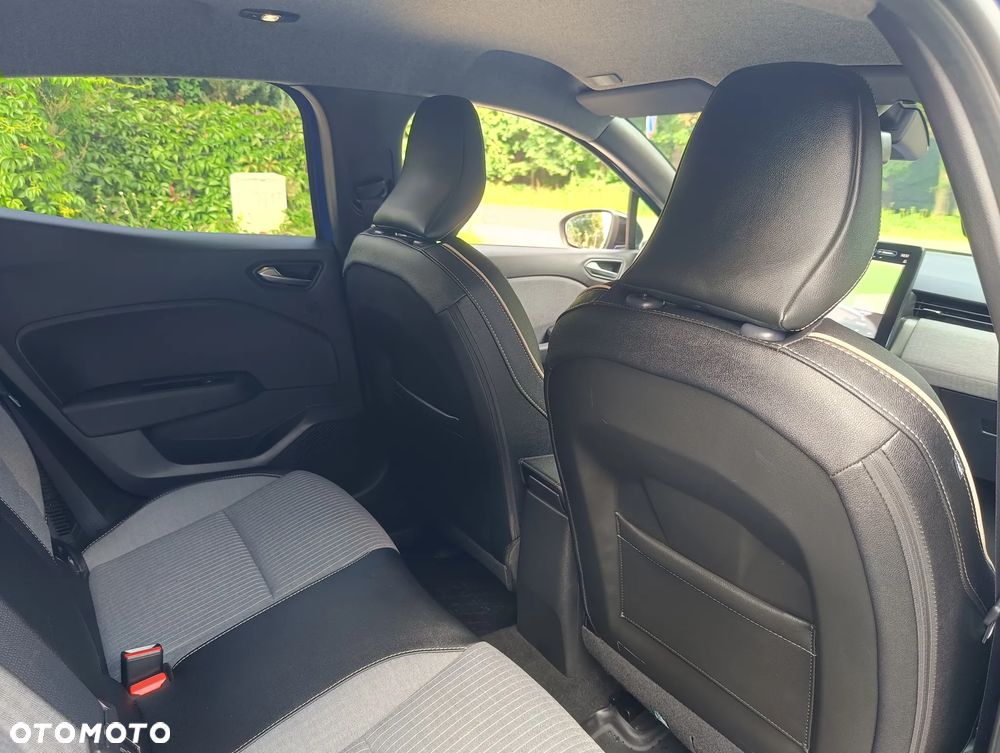 Renault Clio E-TECH Full 145 TECHNO - 14