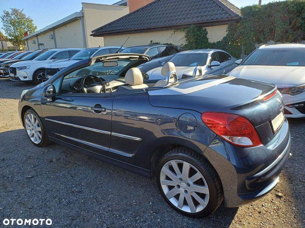 Peugeot 207 CC - 24