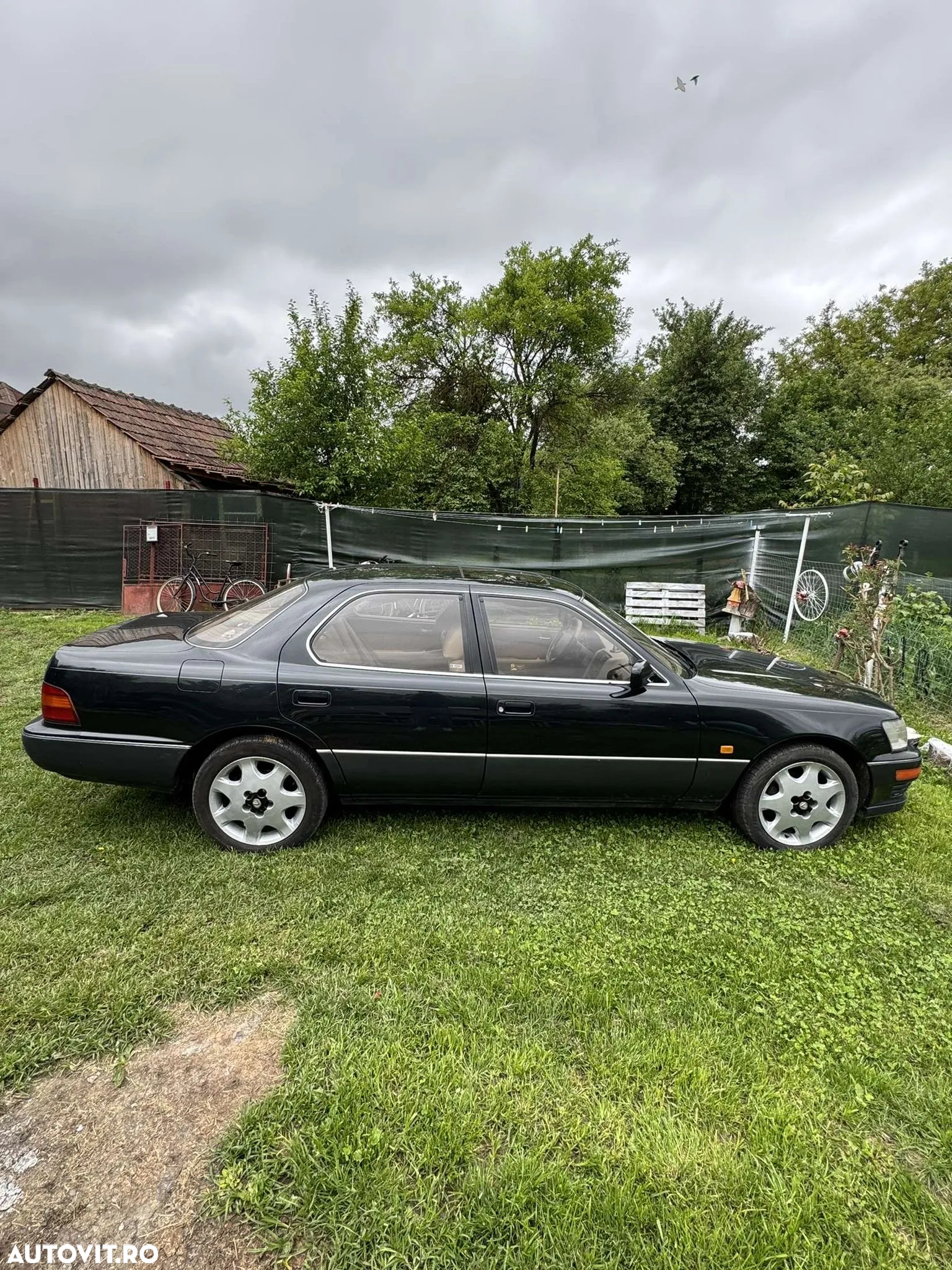 Lexus Seria LS - 3