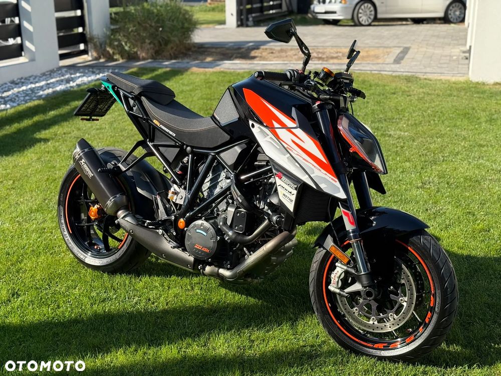 KTM Super Duke - 17