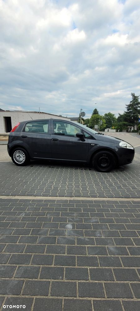 Fiat Grande Punto - 6