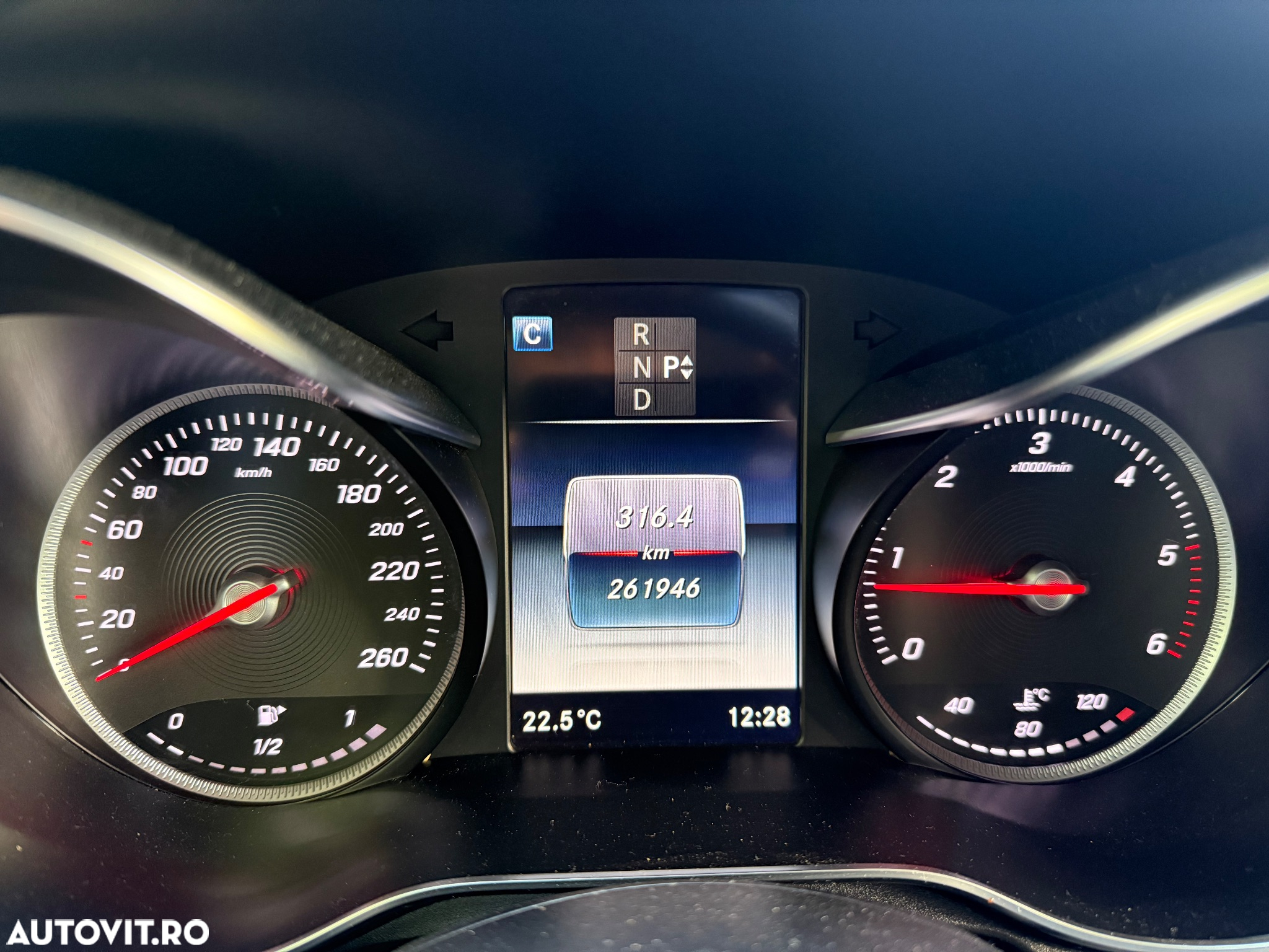 Mercedes-Benz GLC 220 d 4MATIC - 7