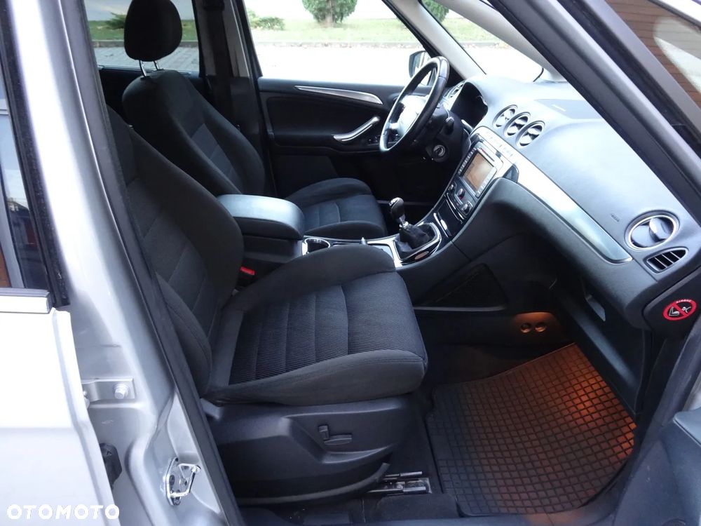 Ford S-Max 2.0 TDCi DPF Titanium - 23