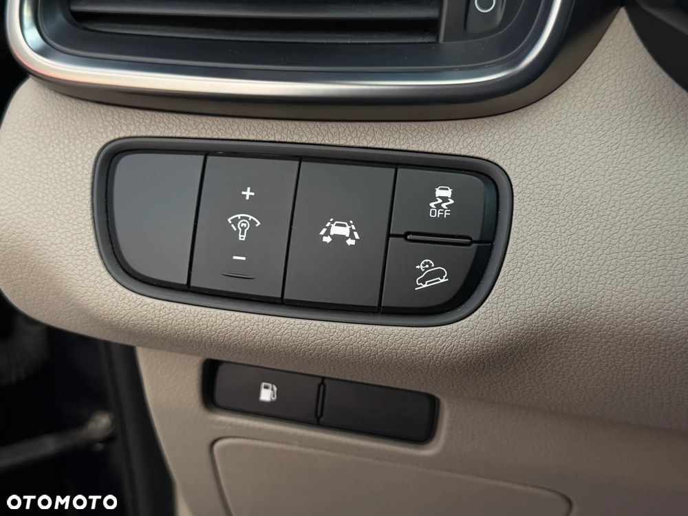 Kia Sorento 2.0 CRDI L - 28