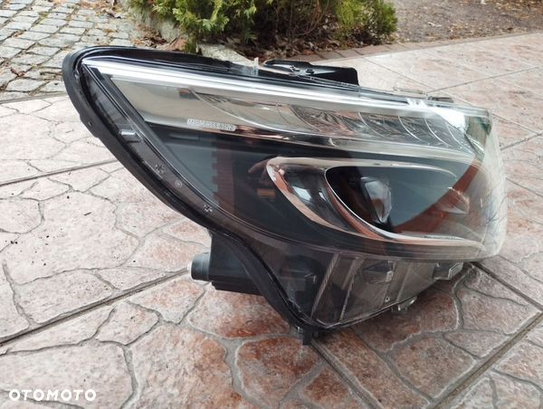 Lampa prawa Full LED ILS Mercedes V-klasa W447 2015-2019 A4479069800